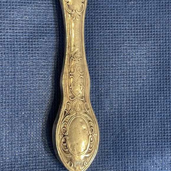 Antique Rose Victoria English Sterling Handle Cake Server with Serrated Edge - Picture 3 of 6